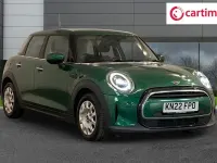 Usado Mini ONE Classic 102 CV (75 kW) 2022 Verde Utilitario