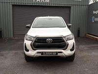 Used Toyota HiLux Active 204 HP (150 kW) 2025 White Pickup