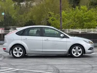 Usado Ford Focus Zetec 2011 Prateado Citadino
