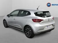 Used Renault Clio Evolution 90 HP (66 kW) 2023 Silver Hatchback