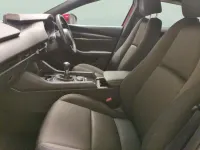Begagnad Mazda 3 2023 Röd Halvkombi