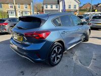 Used Ford Focus Active 125 HP (91 kW) 2022 Blue Hatchback