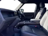 Used Land Rover Defender SE Dynamic 245 HP (180 kW) 2024 Black SUV