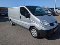 Begagnad Renault Trafic 115 HK (84 kW) 2012 Silver Minibuss