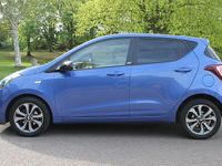 Używany Hyundai i10 67 KM (49 kW) 2019 Niebieski Hatchback