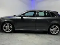 Begagnad Audi A3 S-Line 150 HK (110 kW) 2018 Grå Sedan