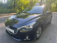 Begagnad Mazda 2 Inclusive 2016 Svart Halvkombi