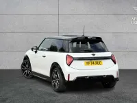 Used Mini Cooper Hatch 154 HP (113 kW) 2024 White Hatchback