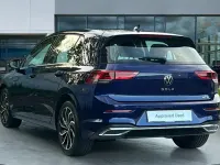 Second-hand VW Golf VIII Style 150 CP (110 kW) 2023 Albastru