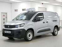 Used Peugeot Partner Premium 100 HP (73 kW) 2023 Grey MPV