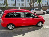 Used Vauxhall Zafira 120 HP (88 kW) 2014 Red MPV