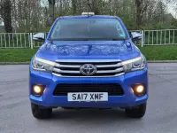 Used Toyota HiLux 150 HP (110 kW) 2017 Blue Pickup