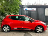 Used Renault Clio Dynamique 2014 Red Estate