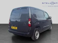 Used Citroën Berlingo 99 HP (72 kW) 2024 Grey MPV