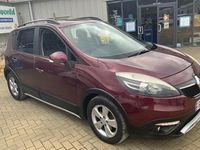 Used Renault Scénic III Dynamique 110 HP (80 kW) 2013 Red MPV