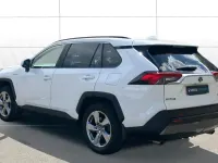 Used Toyota RAV4 Design 222 HP (163 kW) 2019 White SUV