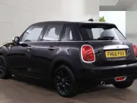 Używany Mini ONE Classic 2018 Czarny Hatchback