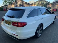 Gebraucht Mercedes E220 AMG line 2017 Weiß Kombi