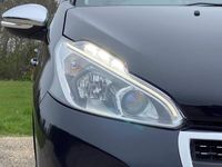 used Peugeot 208 1.2 PURETECH SIGNATURE EURO 6 (S/S) 5DR PETROL FROM 2019 FROM EASTBOURNE (BN23 6QN) | SPOTICAR