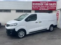 Used Vauxhall Vivaro 100 HP (73 kW) 2019 White MPV