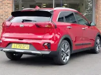 Used Kia Niro 141 HP (103 kW) 2020 Red SUV