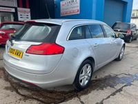 Used Vauxhall Insignia 160 HP (117 kW) 2010 Silver Estate