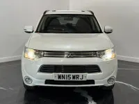Used Mitsubishi Outlander P-HEV 200 HP (147 kW) 2015 White Estate