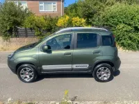 Used Fiat Panda Cross Cross 90 HP (66 kW) 2018 Green Hatchback
