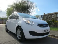 Used Kia Venga 90 HP (66 kW) 2010 White Hatchback