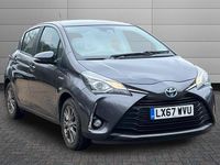 Used Toyota Yaris Hybrid 100 HP (73 kW) 2017 Grey Hatchback