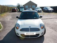 Used Mini Cooper Hatch 2011 White Hatchback