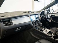 Used Porsche Macan 261 HP (191 kW) 2023 Black SUV