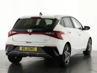 Used Hyundai i20 Premium 90 HP (66 kW) 2025 White Hatchback