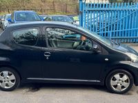 Used Toyota Aygo 67 HP (49 kW) 2010 Black Hatchback