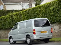 Used Toyota HiAce 120 HP (88 kW) 2007 Silver Van
