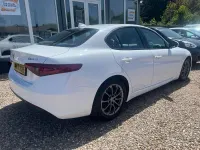 Used Alfa Romeo Giulia Super 180 HP (132 kW) 2017 White Sedan