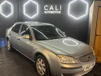 Begagnad Ford Mondeo 2007 Silver Halvkombi