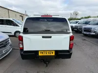 Second-hand Isuzu D-Max 163 CP (119 kW) 2022 Alb Pickup