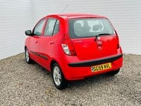 Used Hyundai i10 Comfort 77 HP (56 kW) 2009 Red Hatchback
