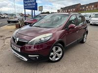 Used Renault Scénic III Dynamique 2014 Red MPV