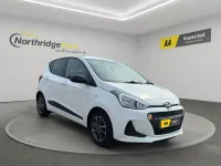 Used Hyundai i10 GO! 67 HP (49 kW) 2018 White Hatchback