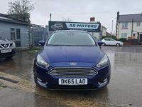 Used Ford Focus Titanium 150 HP (110 kW) 2015 Blue Hatchback