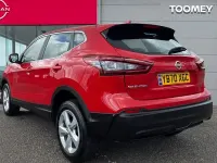 Used Nissan Qashqai Acenta Premium 140 HP (102 kW) 2020 Red SUV