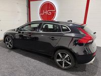 Used Volvo V40 R-Design 122 HP (89 kW) 2017 Black Hatchback