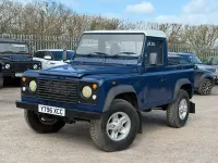 Used Land Rover Defender 90 HP (66 kW) 2001 Blue Pickup