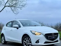 Używany Mazda 2 2016 Biały Hatchback