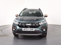 Used Dacia Jogger Extreme 141 HP (103 kW) 2024 Green MPV