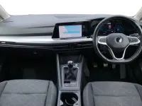 Second-hand VW Golf VII Pro 150 CP (110 kW) 2020 Negru Hatchback