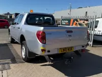 Second-hand Mitsubishi L200 134 CP (98 kW) 2010 Argintiu Pickup