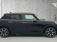 Used Mini Cooper Exclusive 134 HP (98 kW) 2023 Black Hatchback